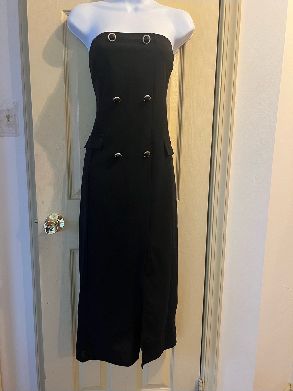 SHEIN Black Strapless Midi Dress with Double-Grommet Detail